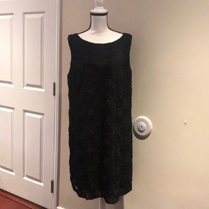 Signature by Robbie Bee dress